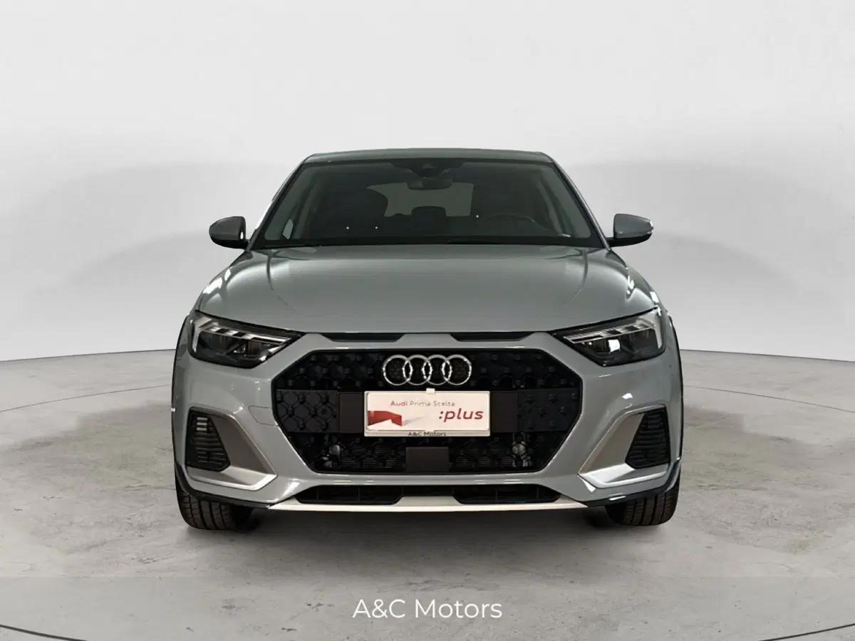 Audi A1 allstreet usata a Caserta (2)