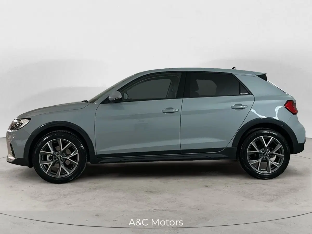 Audi A1 allstreet usata a Caserta (3)