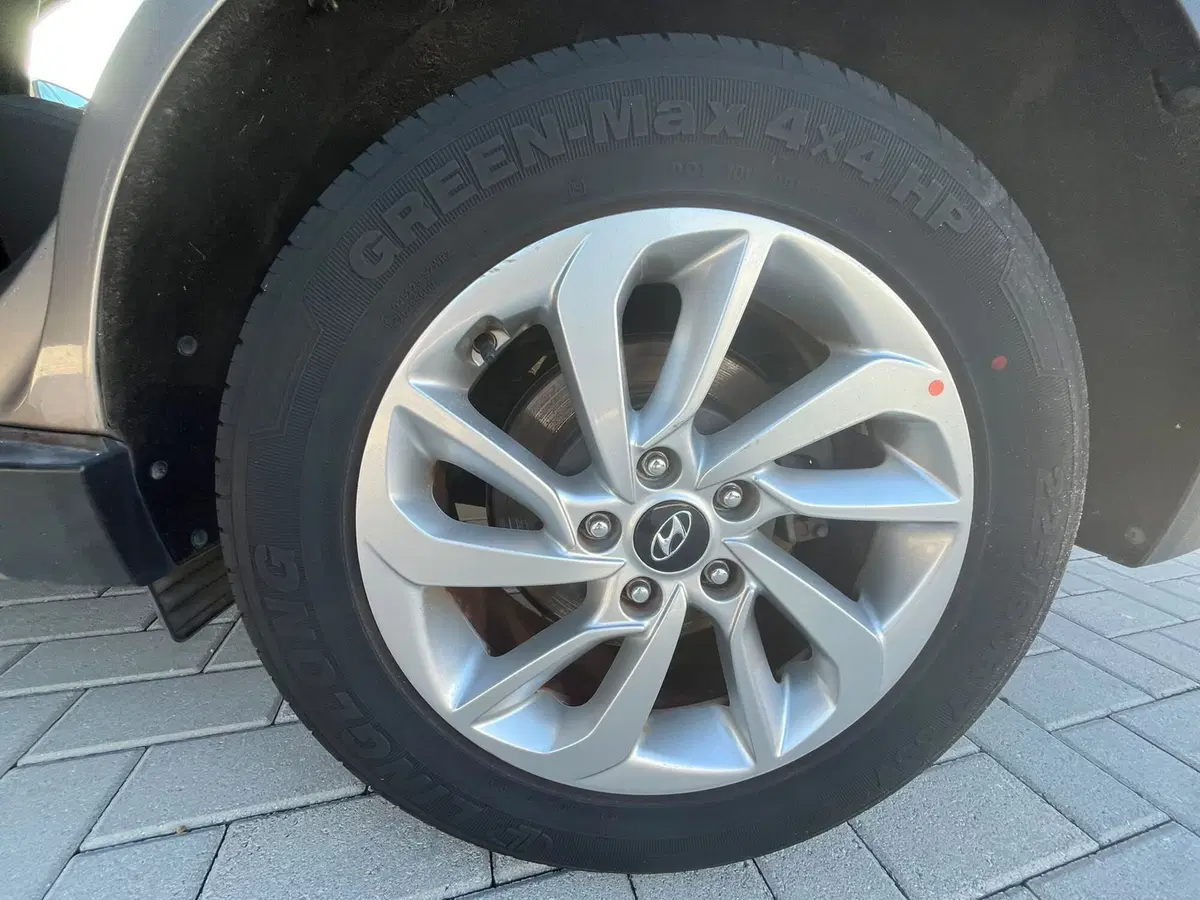 Hyundai Tucson usata a Massa-Carrara (17)