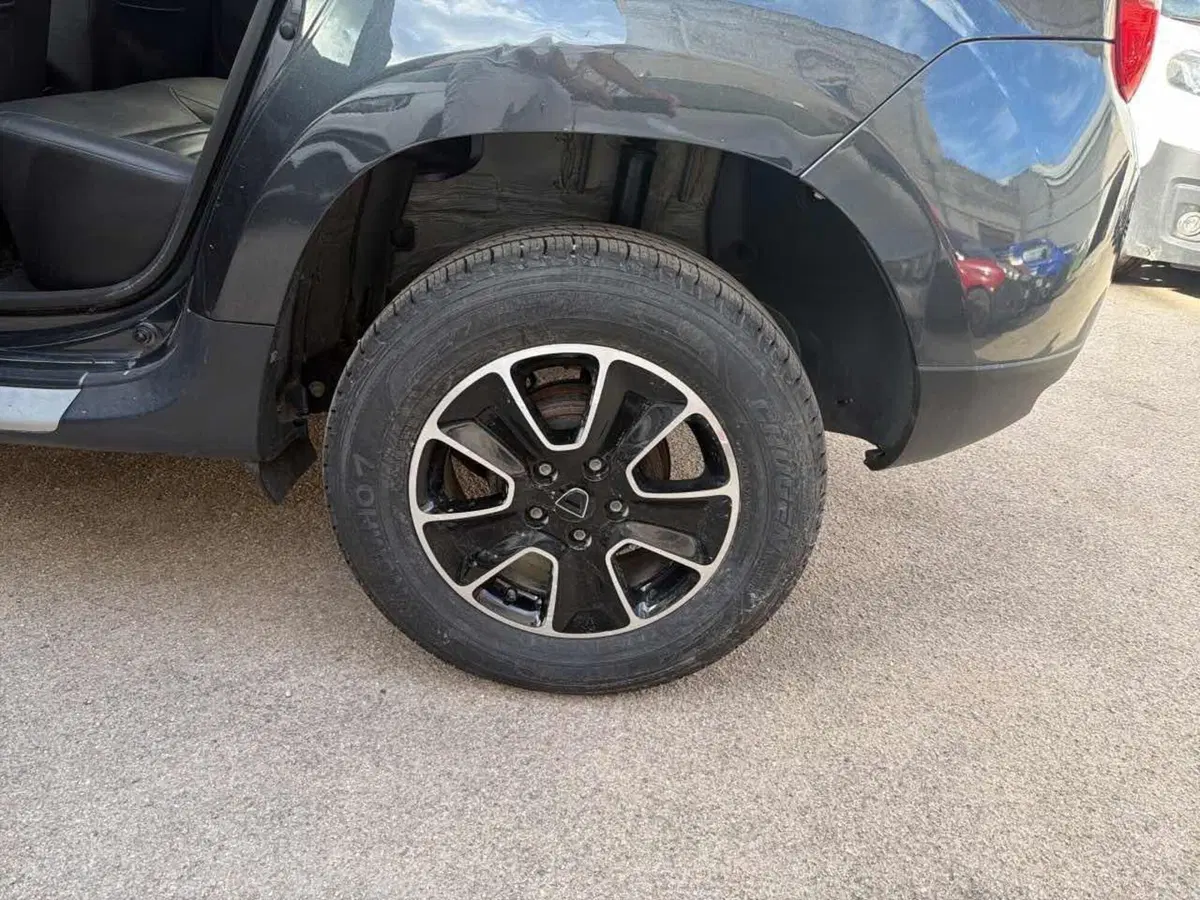 Dacia Duster usata a Foggia (11)