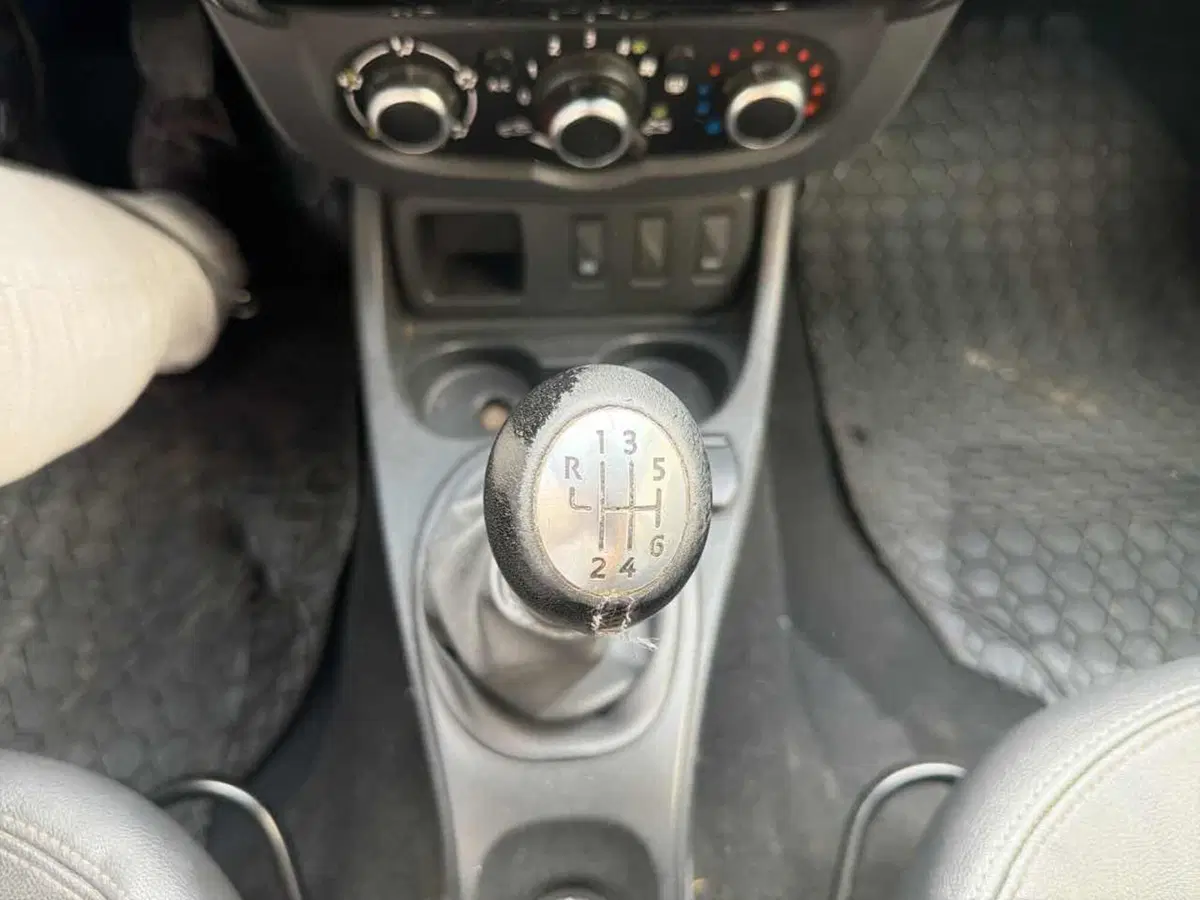 Dacia Duster usata a Foggia (15)