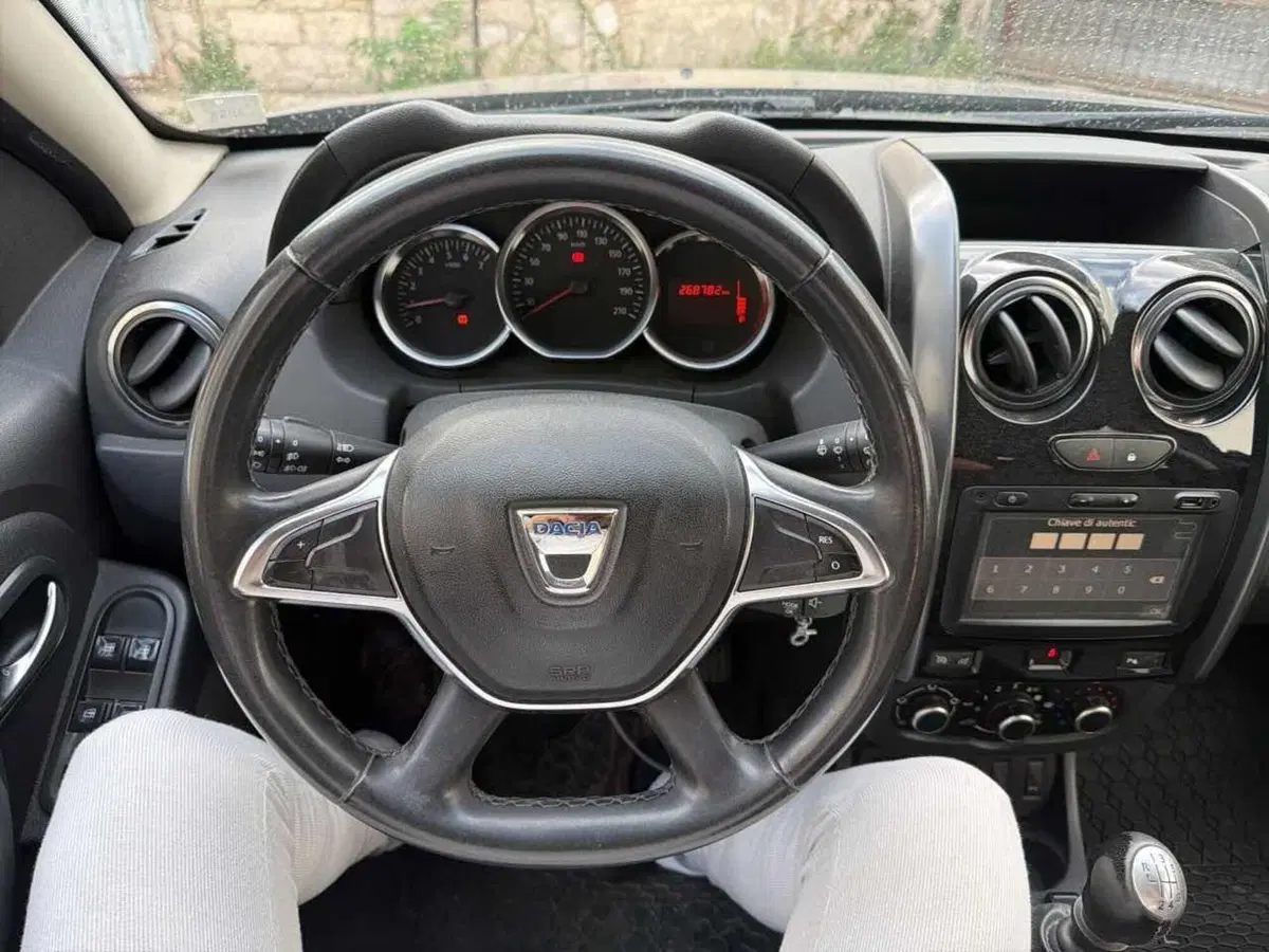 Dacia Duster usata a Foggia (16)