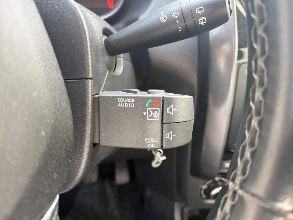 Dacia Duster usata a Foggia (19)
