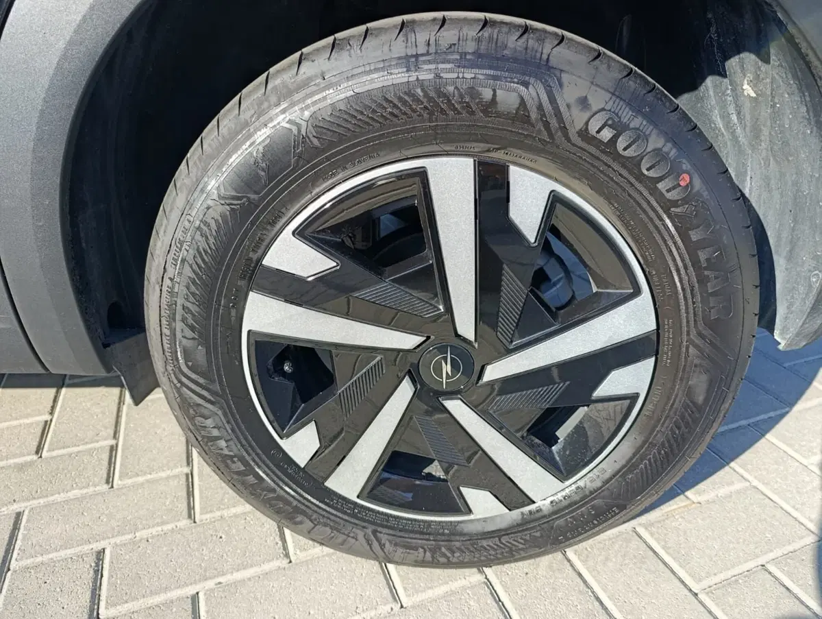 Opel Mokka nuova a Massa-Carrara (15)