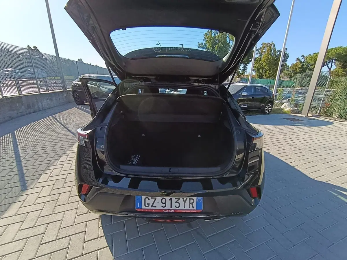 Opel Mokka nuova a Massa-Carrara (16)