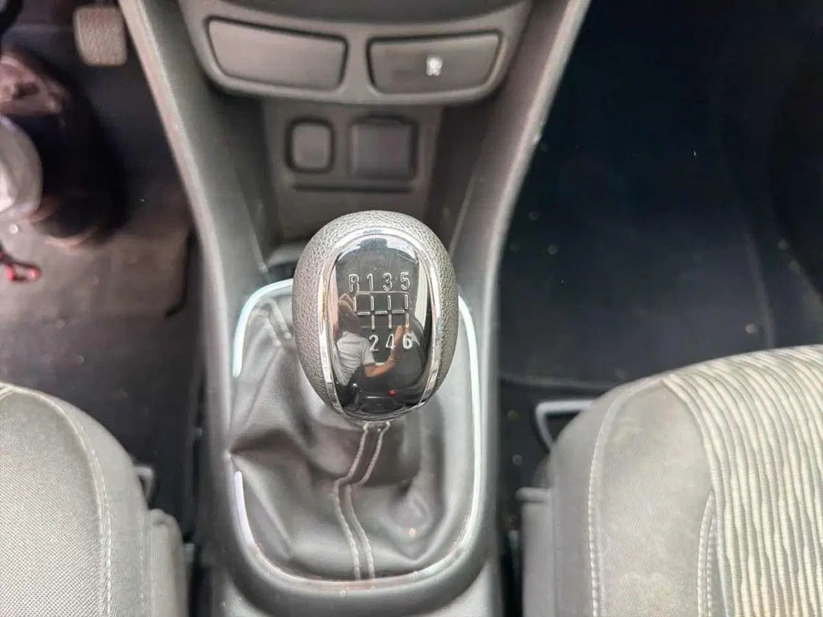 Opel Mokka usata a Foggia (12)