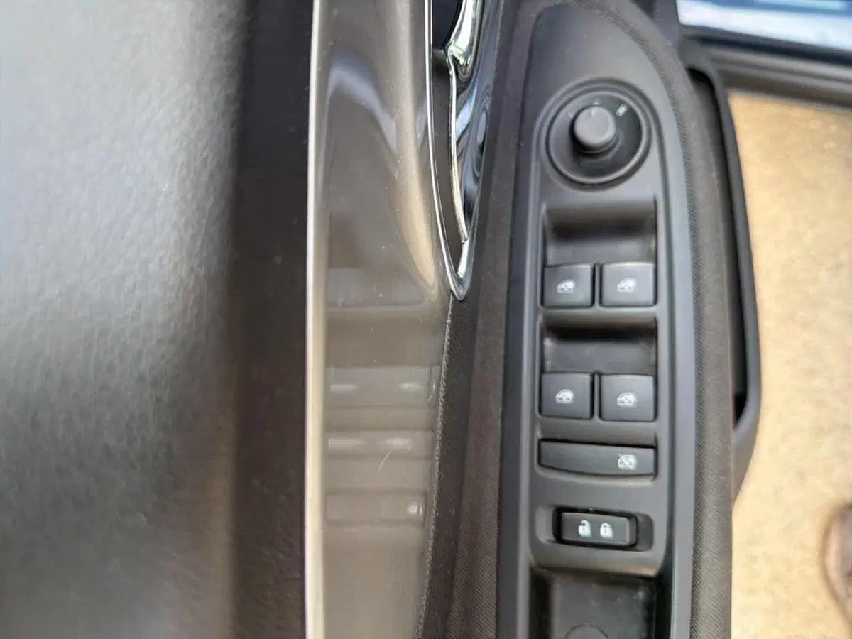 Opel Mokka usata a Foggia (13)