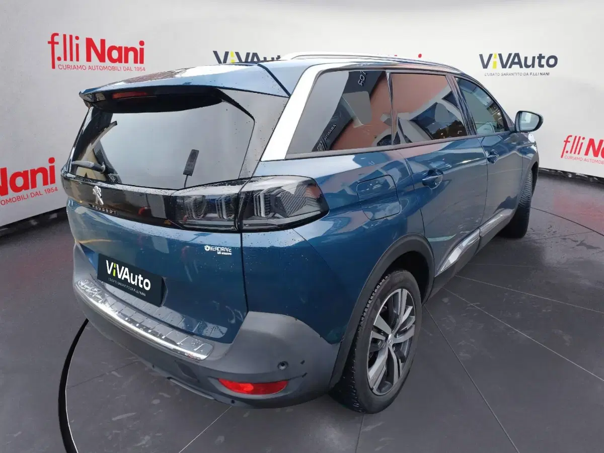 Peugeot 5008 usata a Massa-Carrara (2)