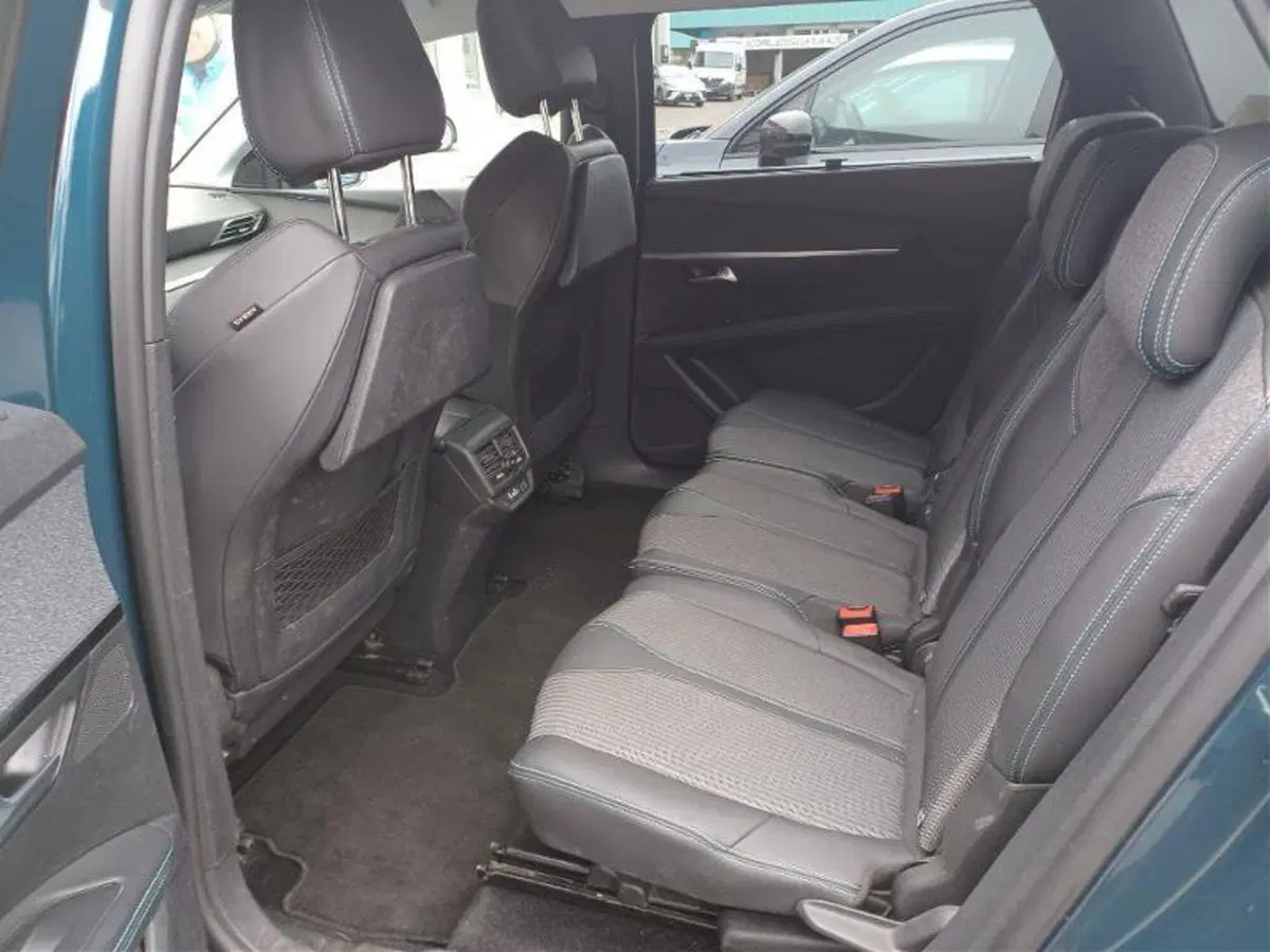 Peugeot 5008 usata a Massa-Carrara (6)