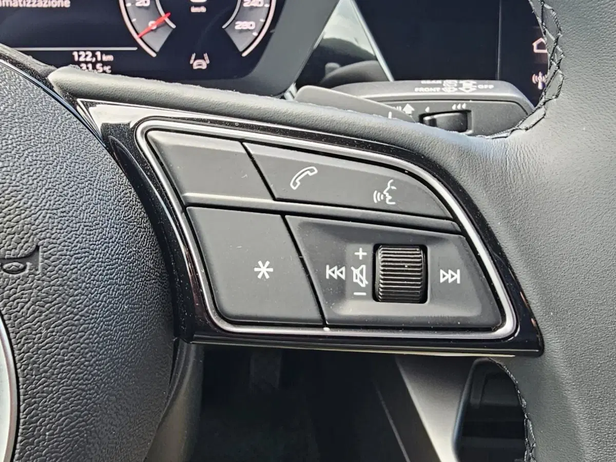 Audi A3 Sportback usata a Bari (7)