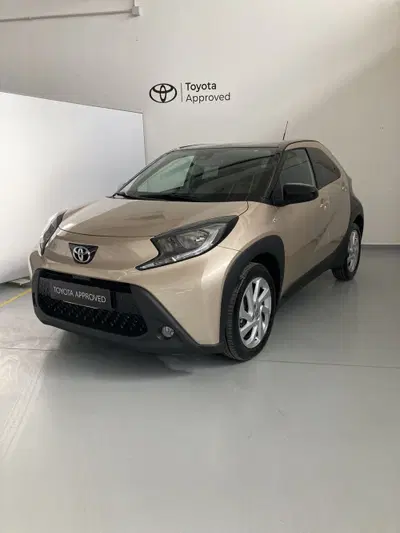 Toyota Aygo X 1.0 Trend Air 72cv s-cvt del 2022 usata a Barletta