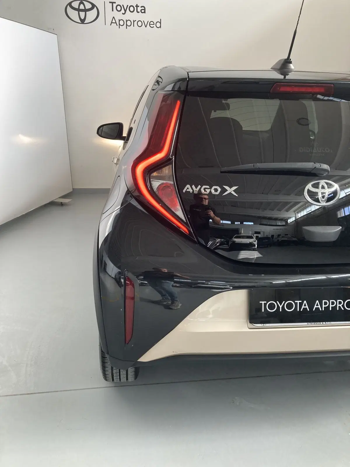 Toyota Aygo X usata a Barletta-Andria-Trani (18)