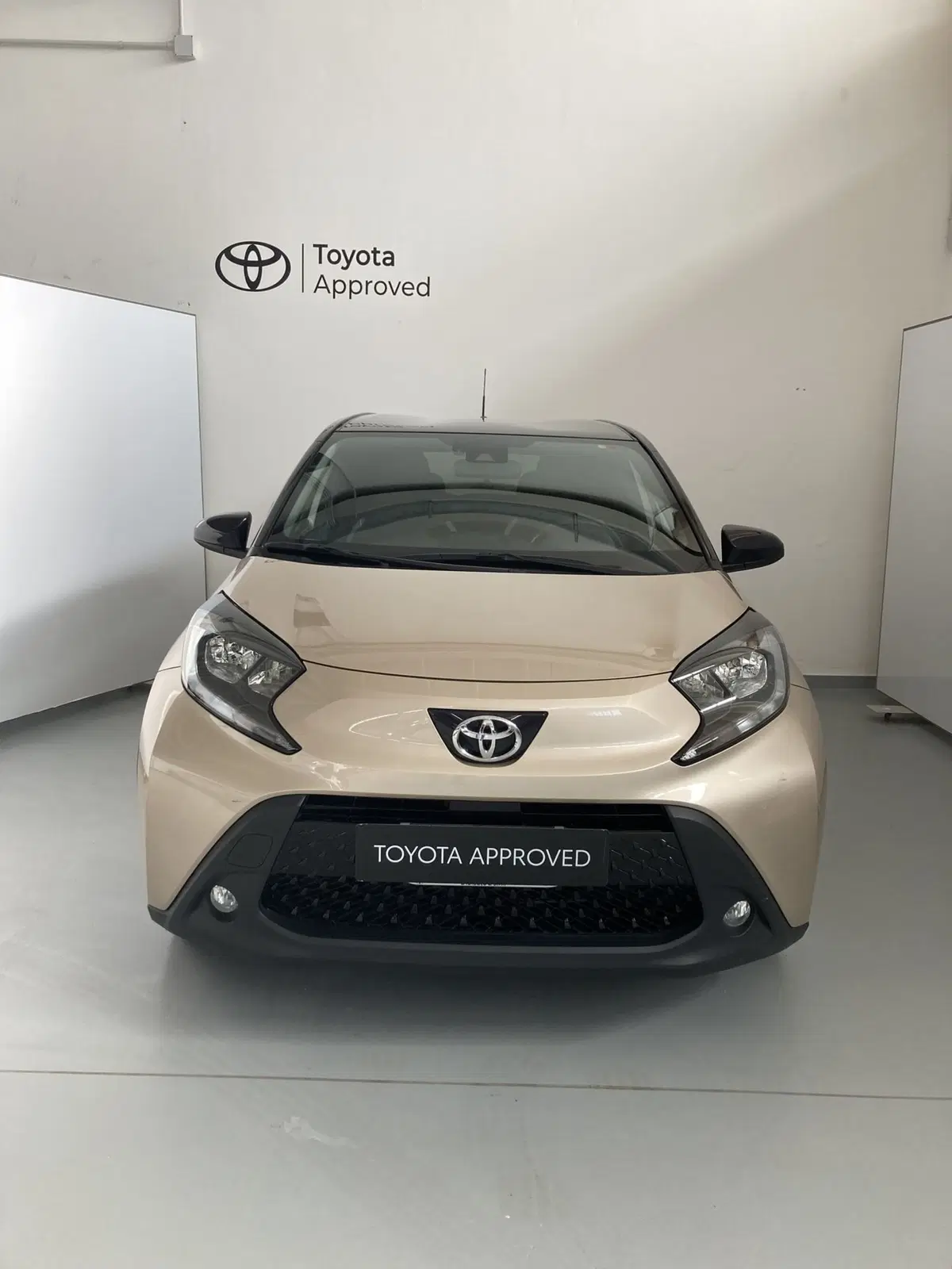 Toyota Aygo X usata a Barletta-Andria-Trani (3)