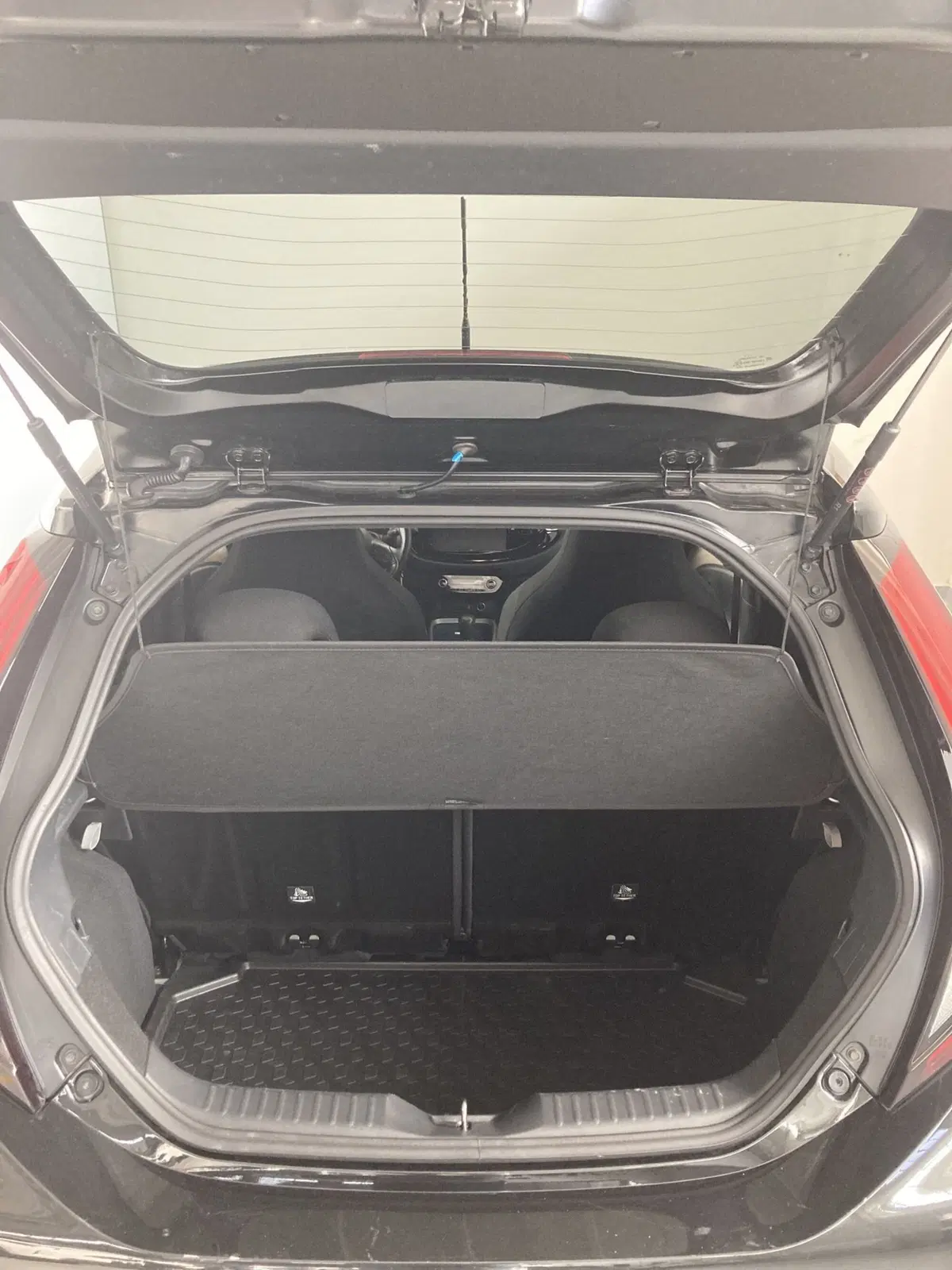 Toyota Aygo X usata a Barletta-Andria-Trani (6)