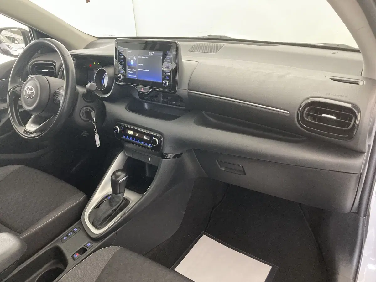 Toyota Yaris usata a Barletta-Andria-Trani (14)