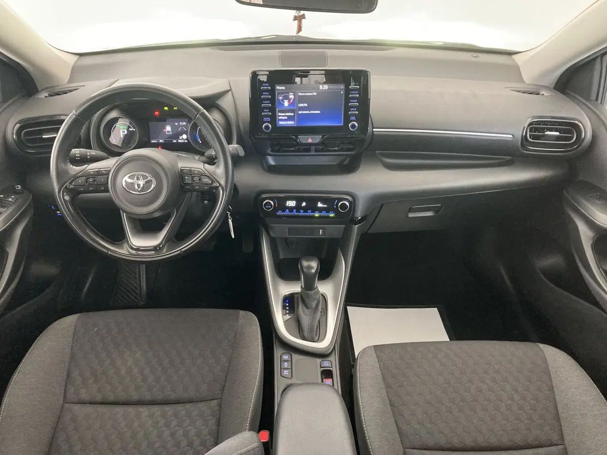 Toyota Yaris usata a Barletta-Andria-Trani (18)