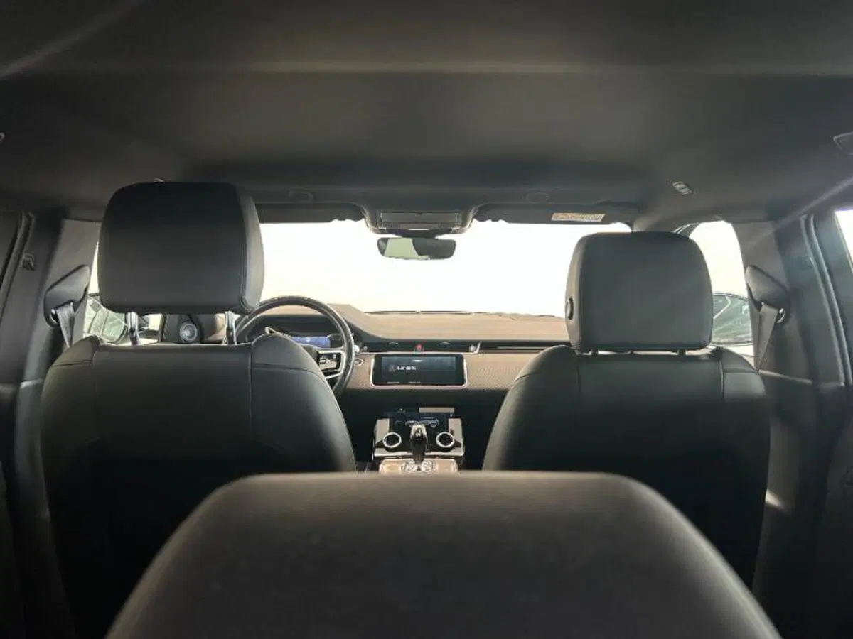 Land Rover Range Rover Evoque usata a Venezia (14)