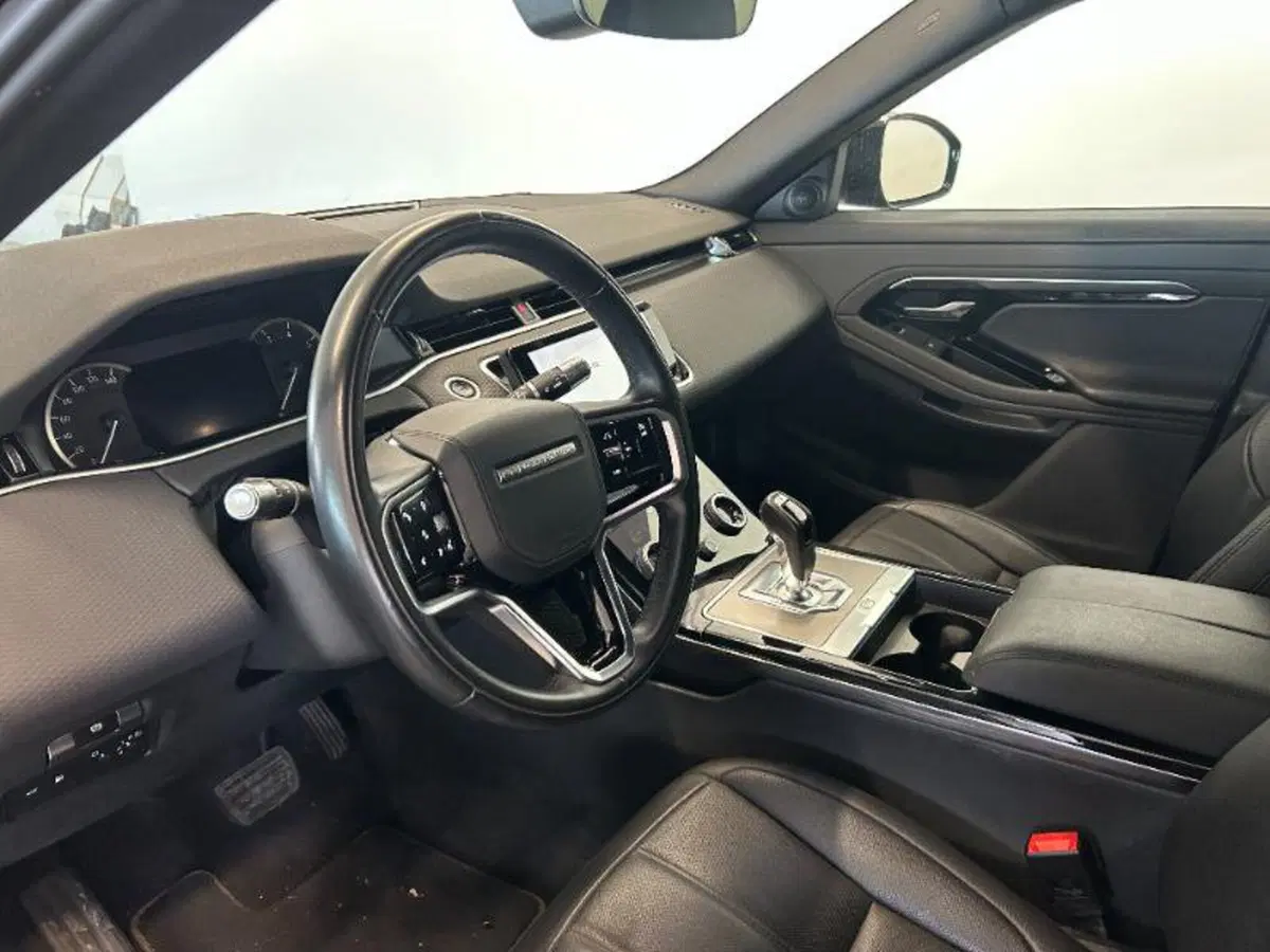 Land Rover Range Rover Evoque usata a Venezia (16)