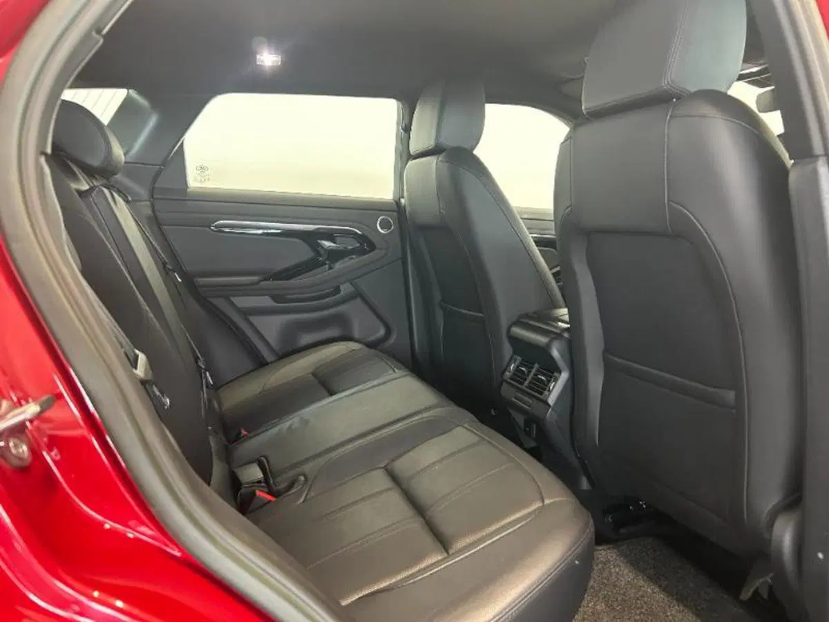 Land Rover Range Rover Evoque usata a Venezia (14)
