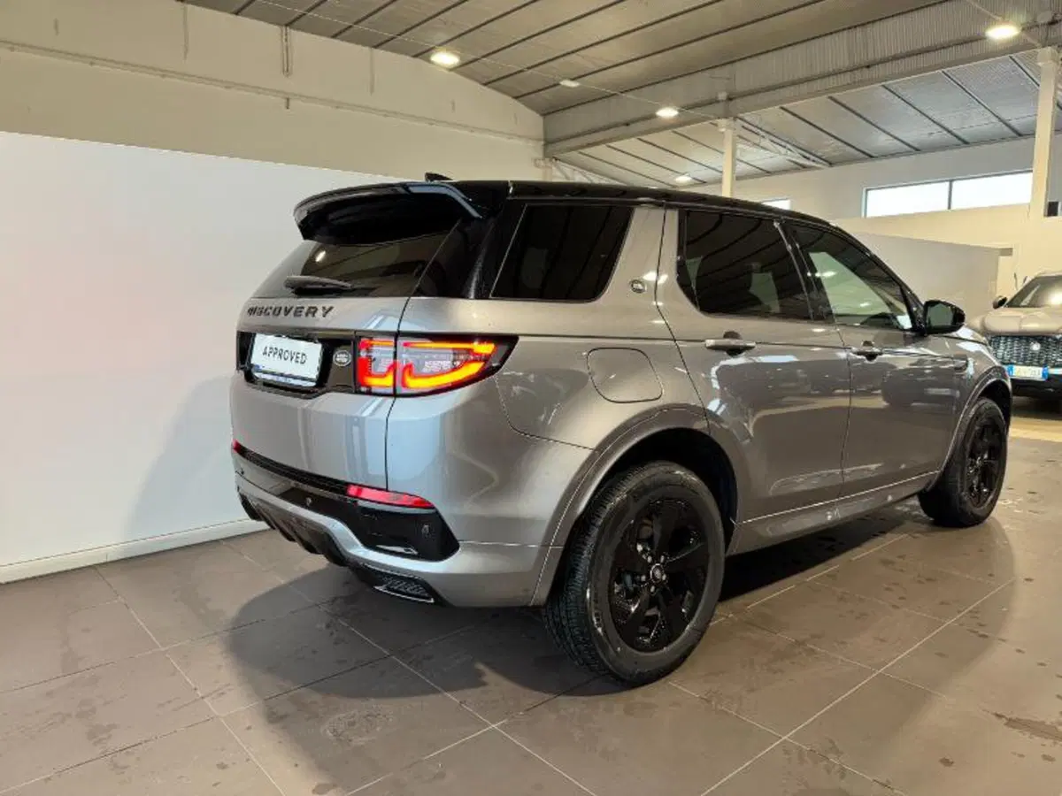Land Rover Discovery Sport usata a Venezia (5)