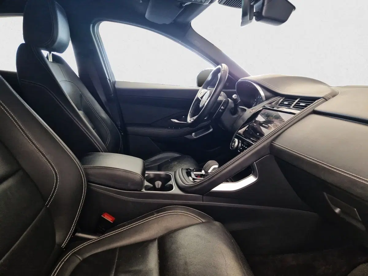 Jaguar E-Pace usata a Firenze (3)