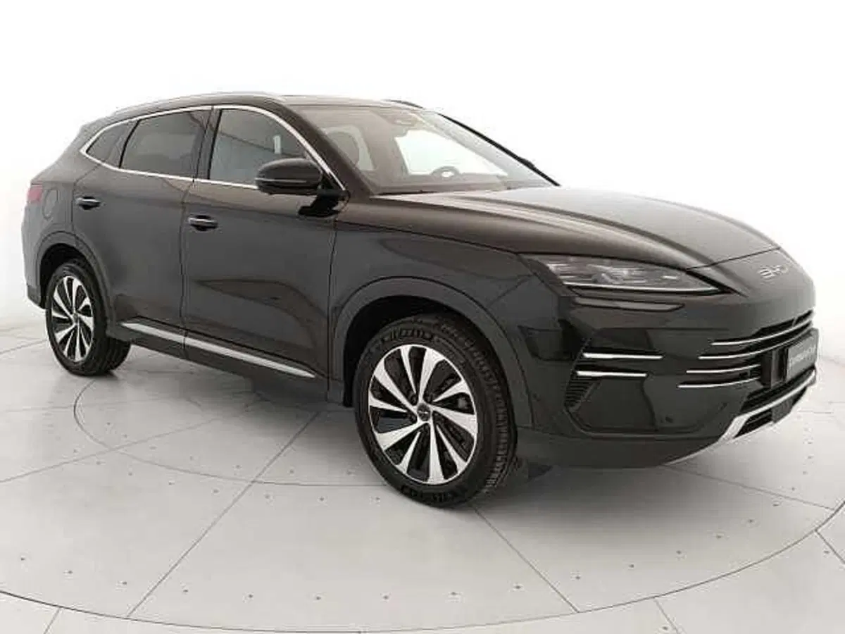 Byd Seal U DM-i nuova a Caserta (3)