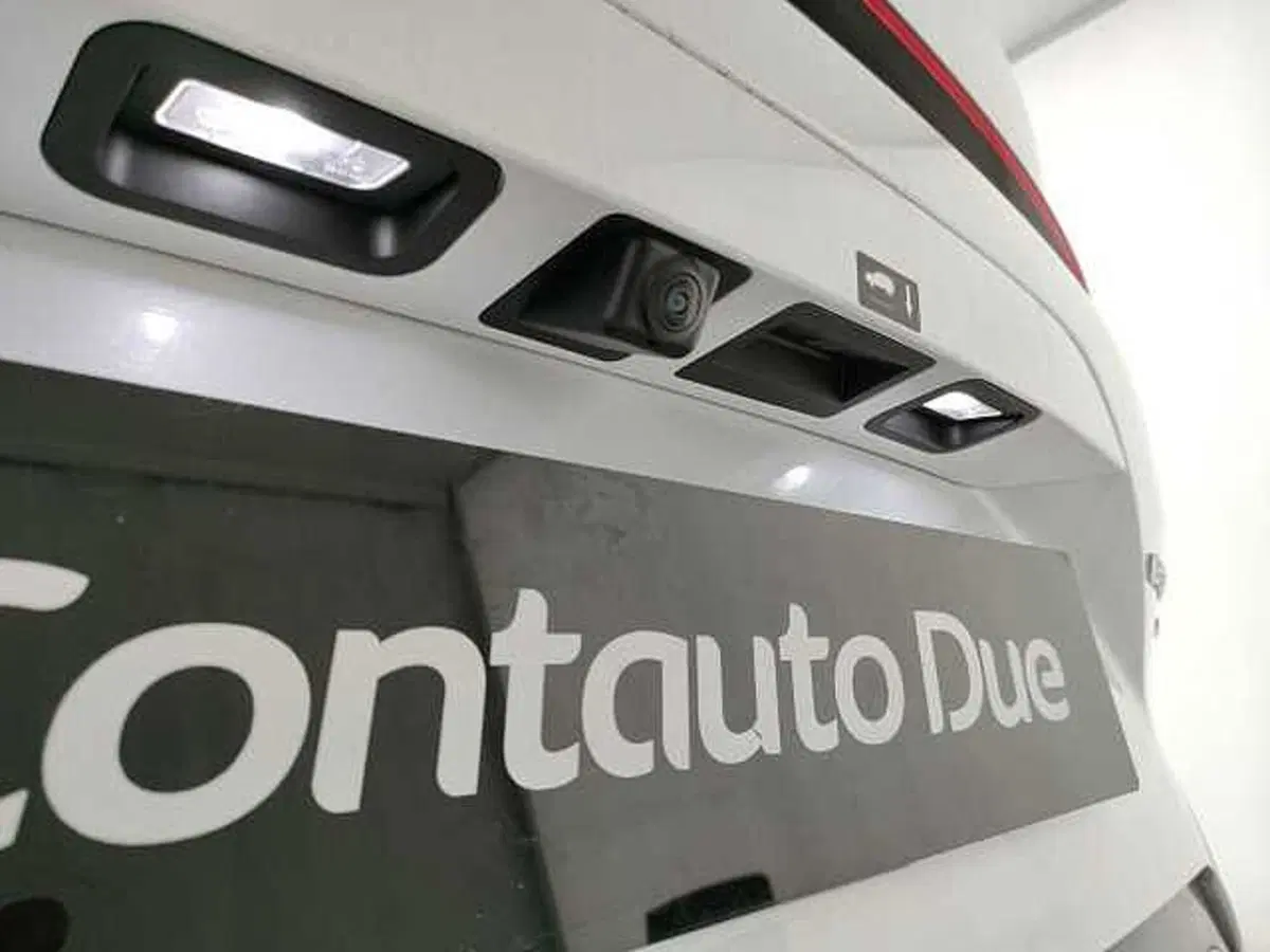 Byd Seal U DM-i nuova a Caserta (12)