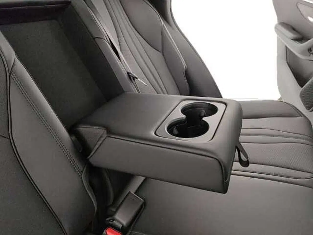 Byd Seal U DM-i nuova a Caserta (16)