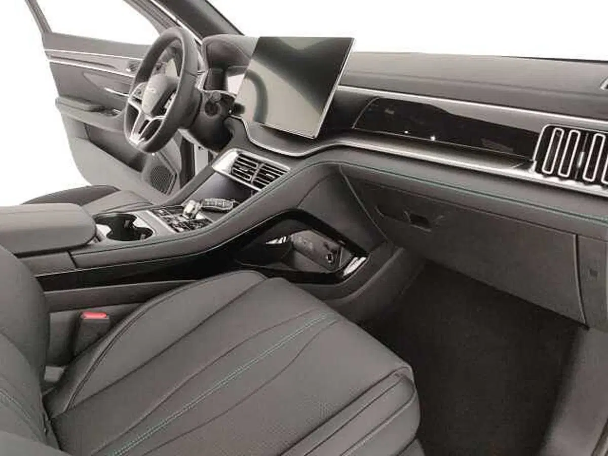 Byd Seal U DM-i nuova a Caserta (18)