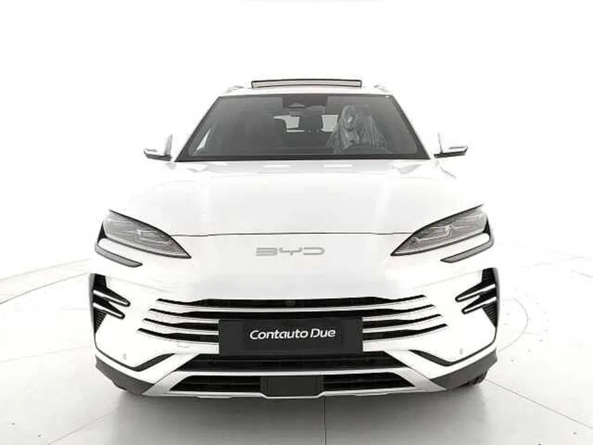 Byd Seal U DM-i nuova a Caserta (2)