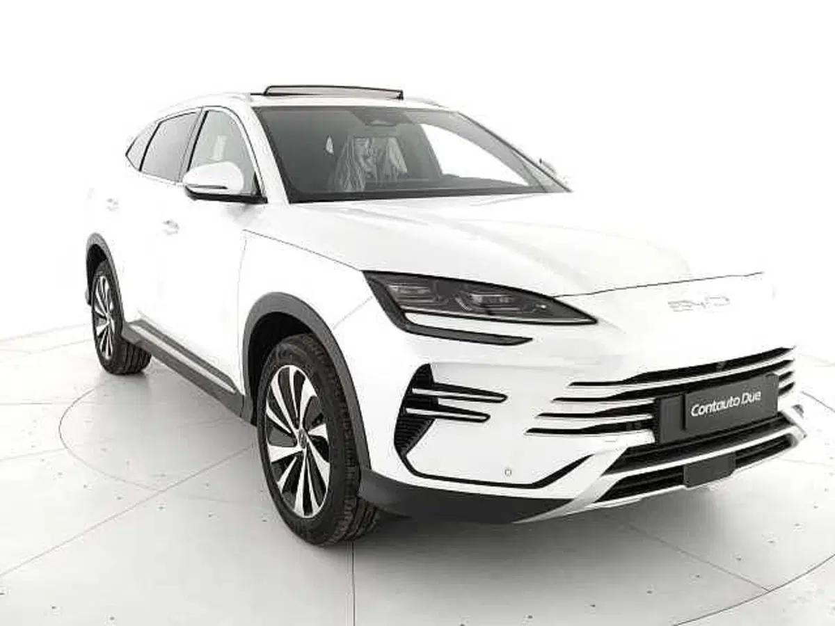 Byd Seal U DM-i nuova a Caserta (3)
