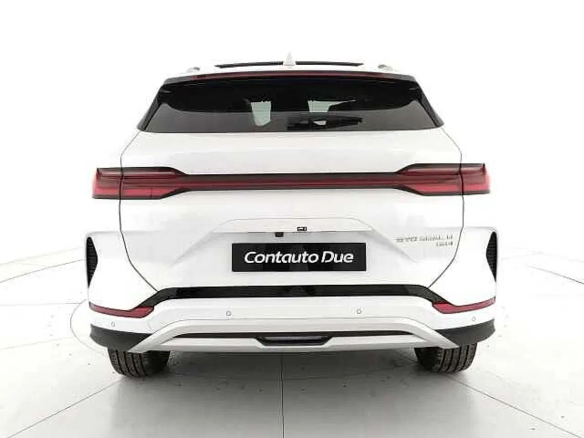 Byd Seal U DM-i nuova a Caserta (6)