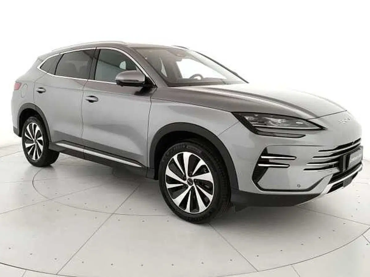 Byd Seal U DM-i nuova a Caserta (3)