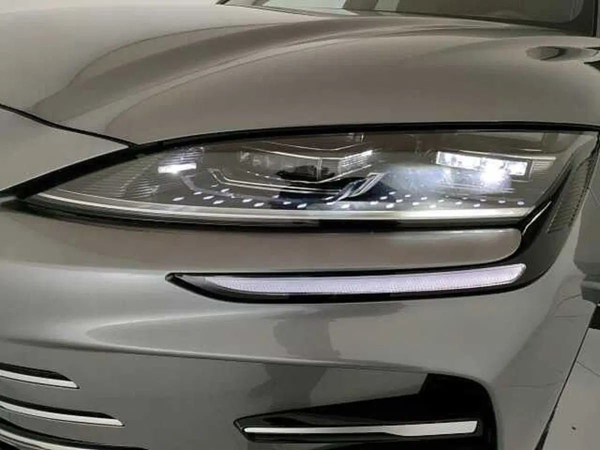 Byd Seal U DM-i nuova a Caserta (9)