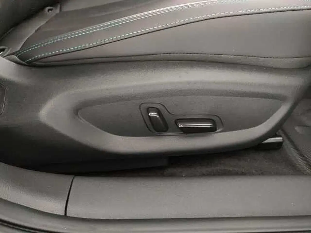 Byd Seal 6 DM-i nuova a Caserta (14)