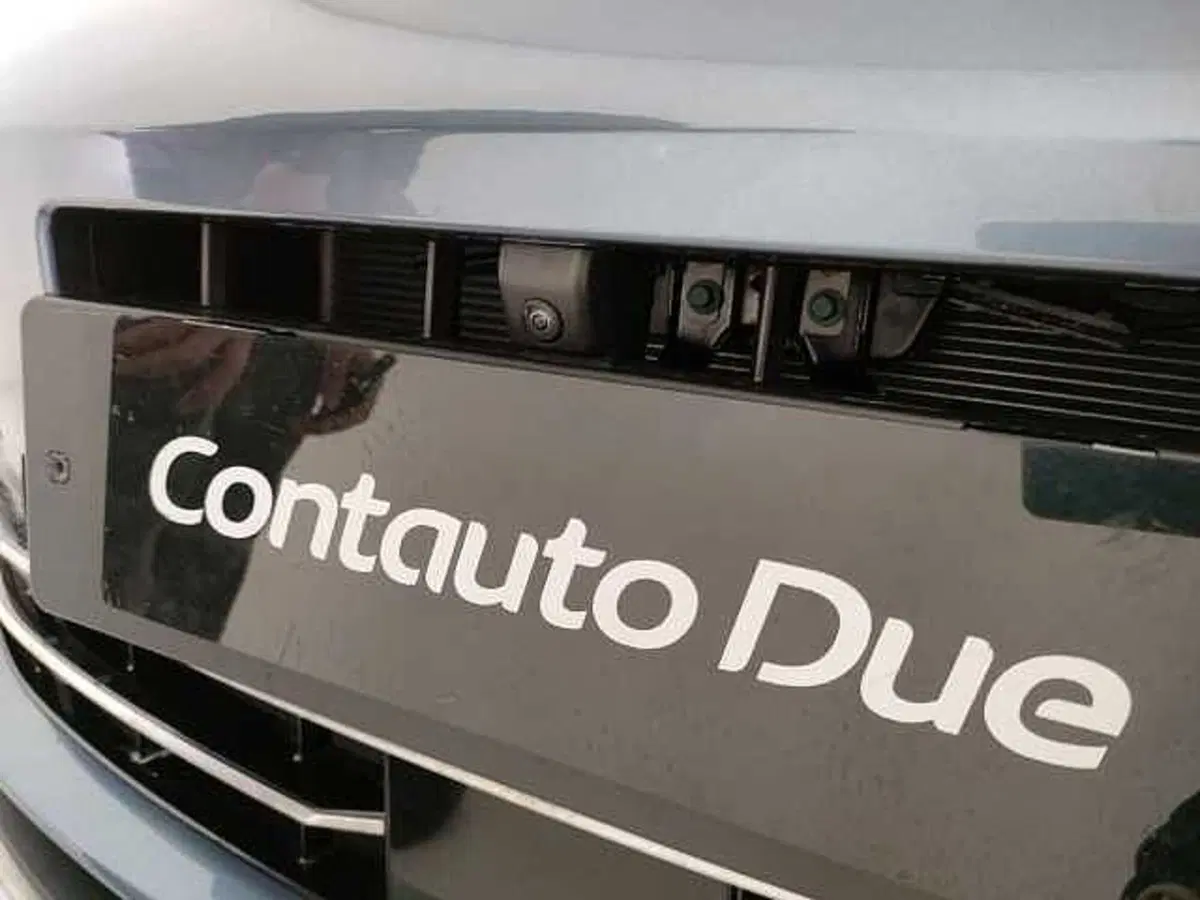 Byd Seal 6 DM-i nuova a Caserta (17)