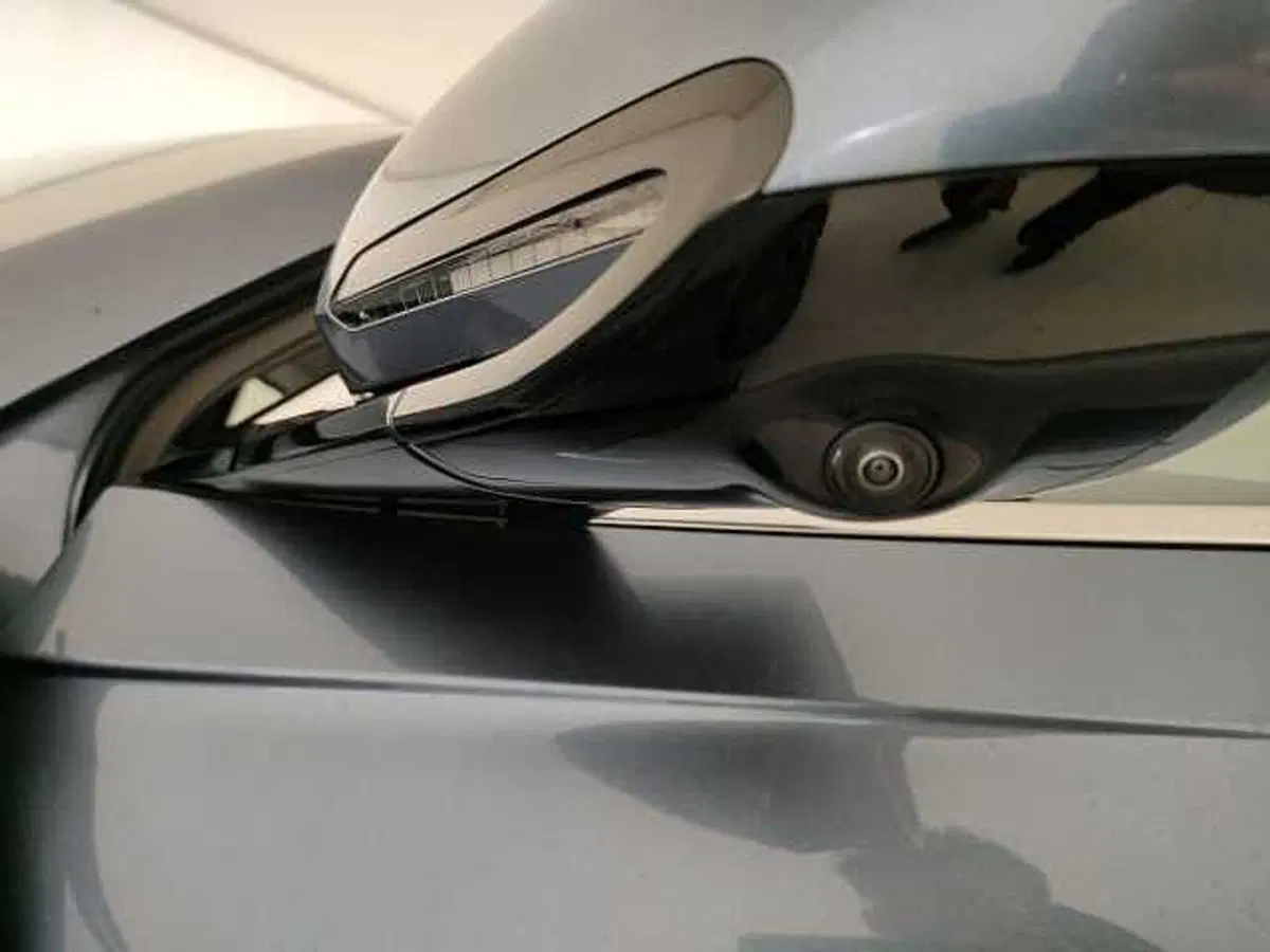 Byd Seal 6 DM-i nuova a Caserta (18)