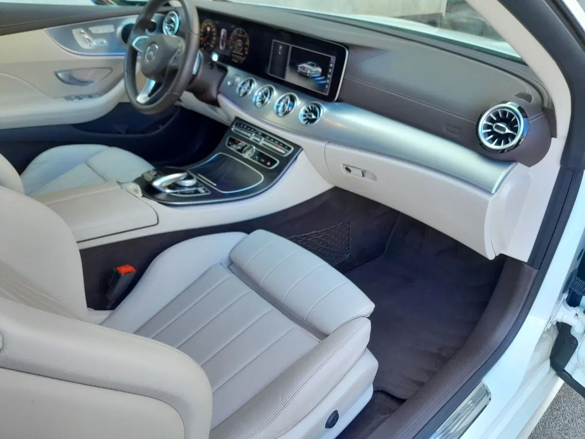 Mercedes-Benz Classe E Cabrio usata a Cuneo (14)