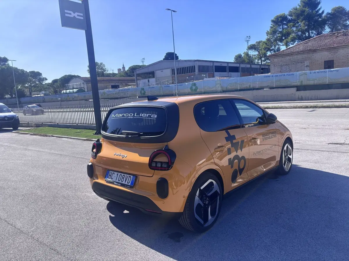 Renault Twingo usata a Ancona (5)