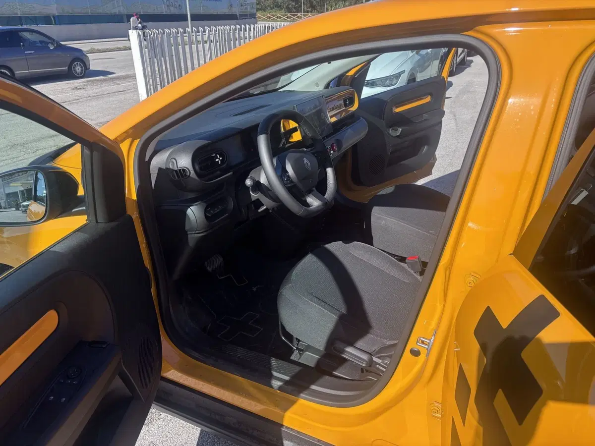 Renault Twingo usata a Ancona (9)