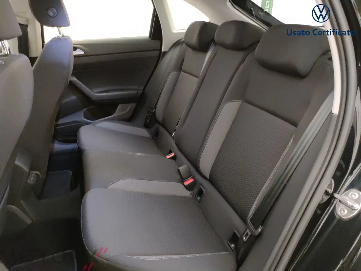 Volkswagen Taigo usata a Varese (10)