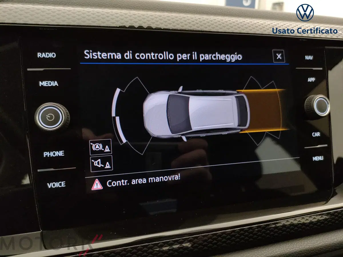 Volkswagen Taigo usata a Varese (16)