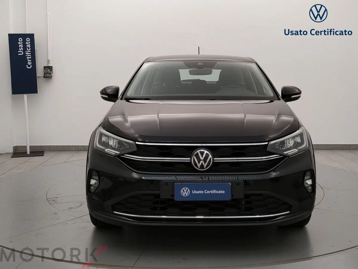 Volkswagen Taigo usata a Varese (2)