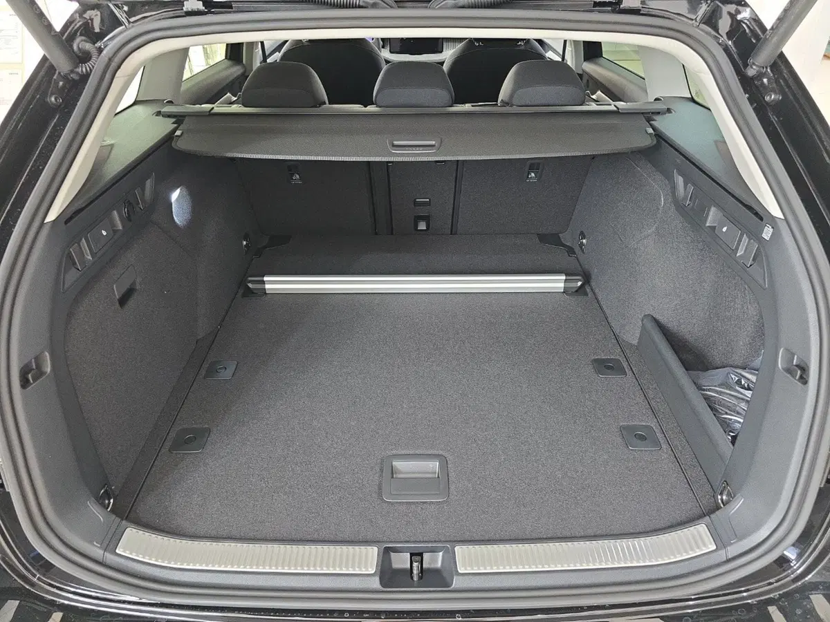 Skoda Superb nuova a Siena (10)