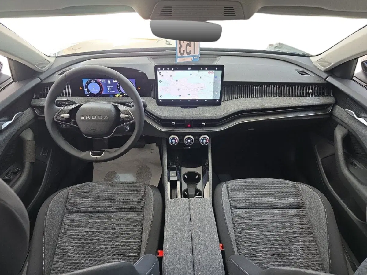 Skoda Superb nuova a Siena (13)