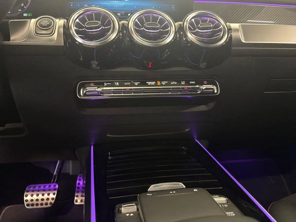 Mercedes-Benz GLB usata a Napoli (15)