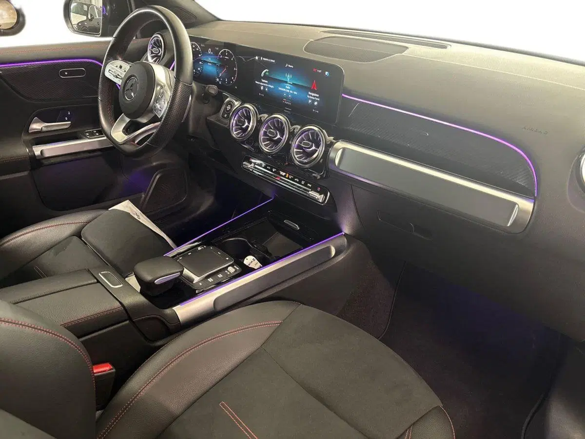 Mercedes-Benz GLB usata a Napoli (16)