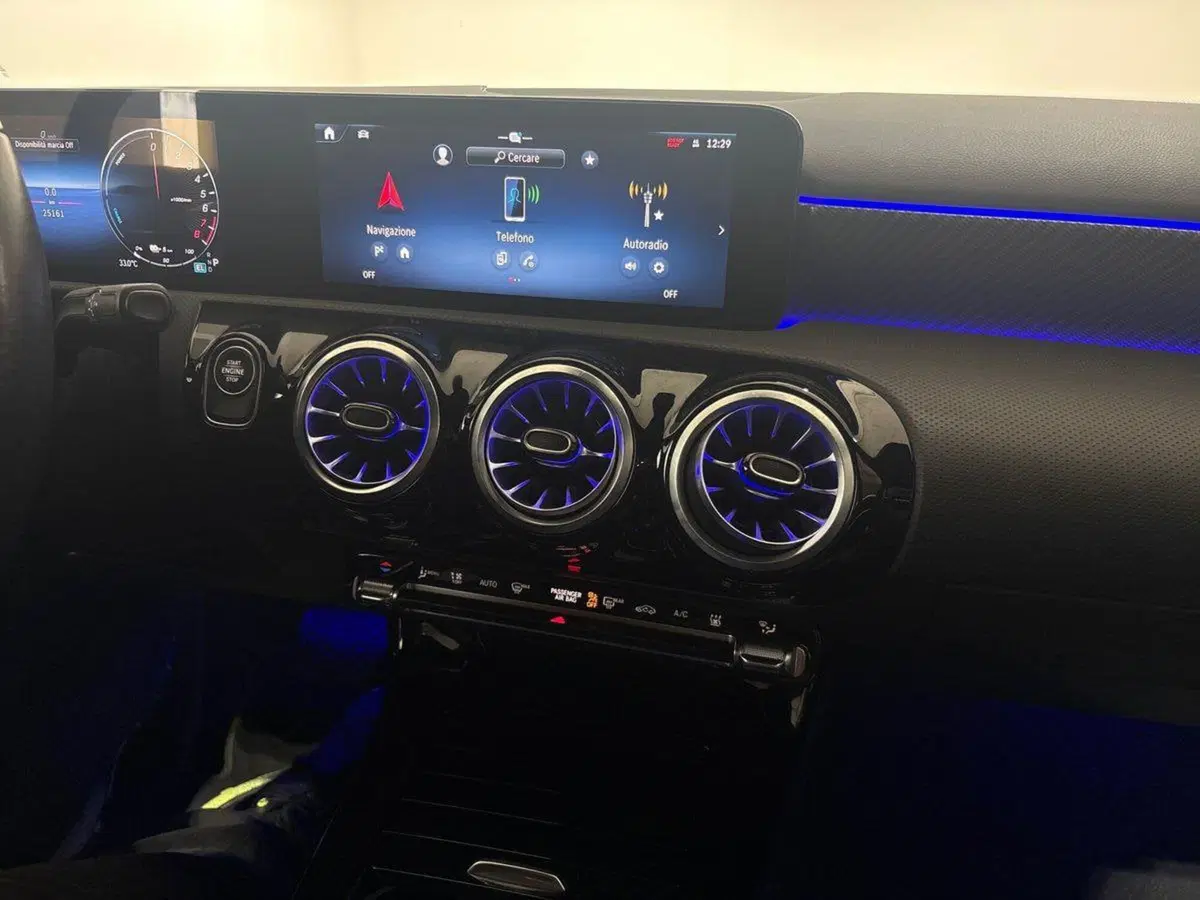 Mercedes-Benz Classe A usata a Napoli (12)