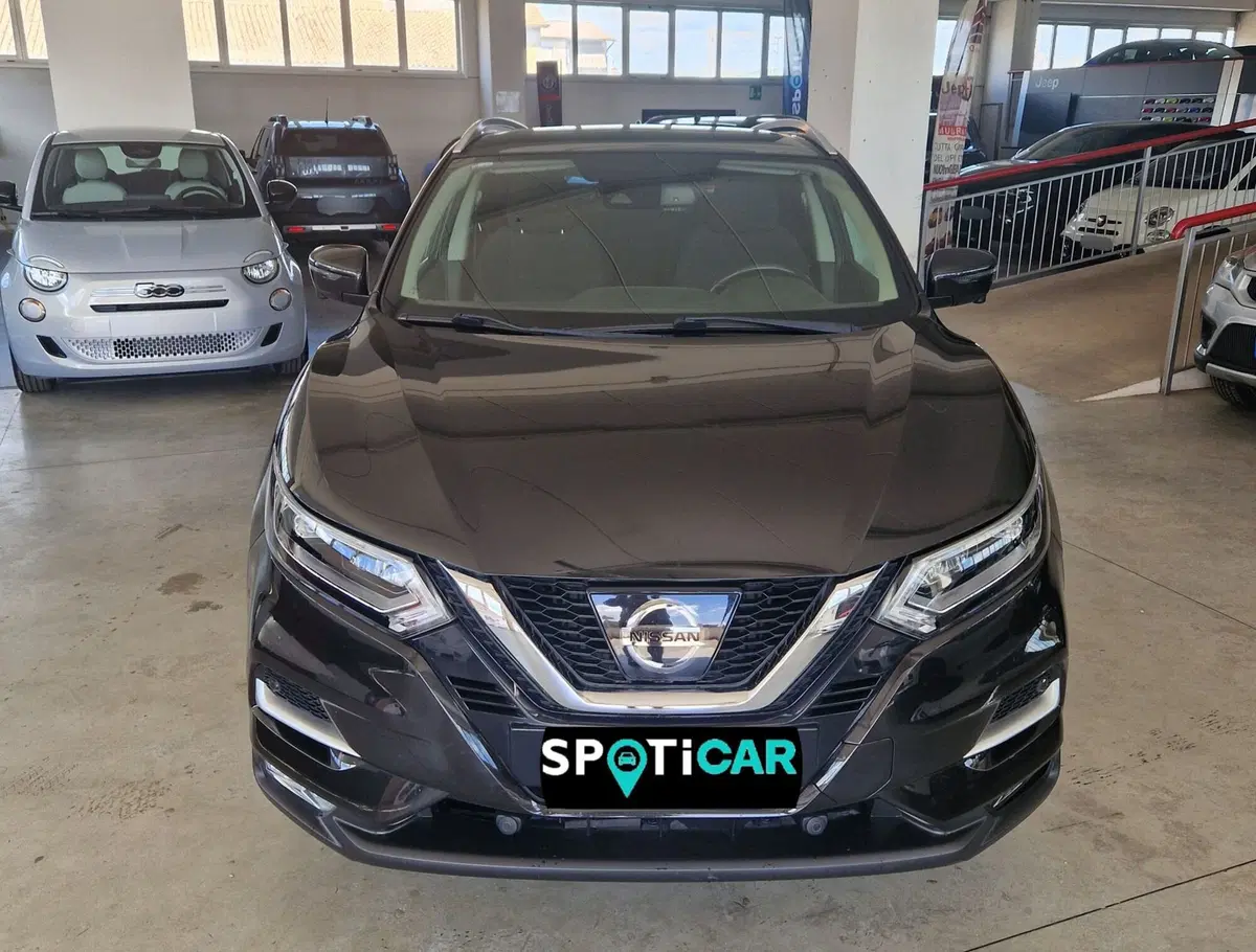 Nissan Qashqai usata a Terni (2)