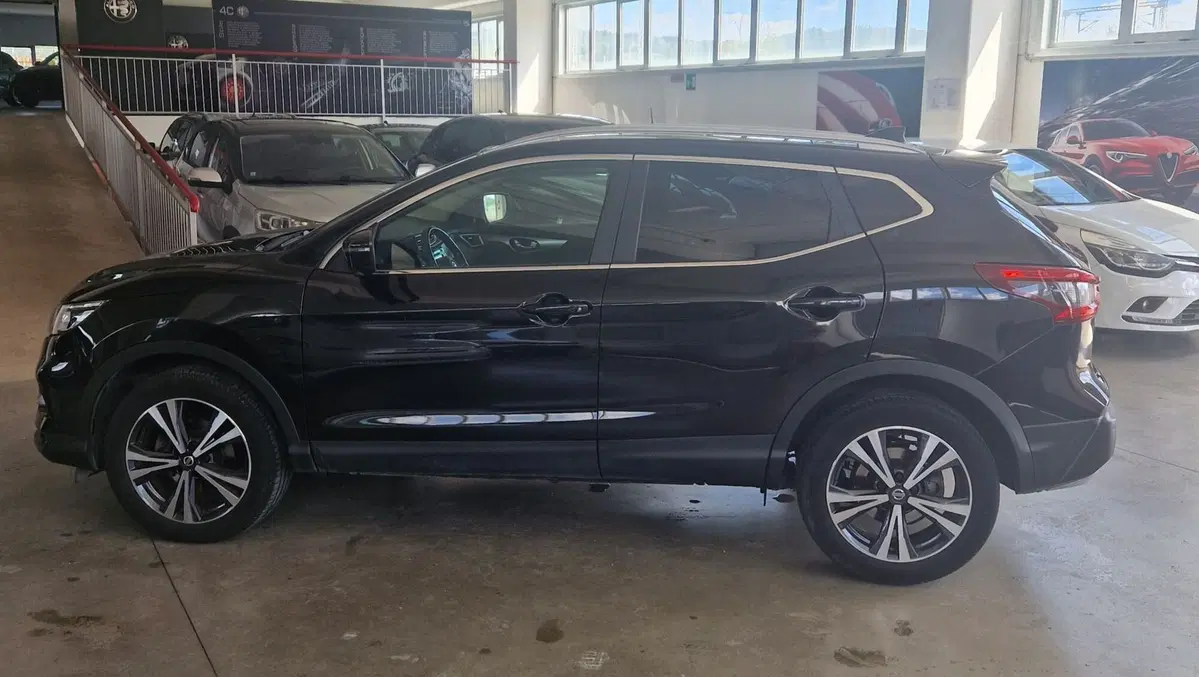 Nissan Qashqai usata a Terni (3)